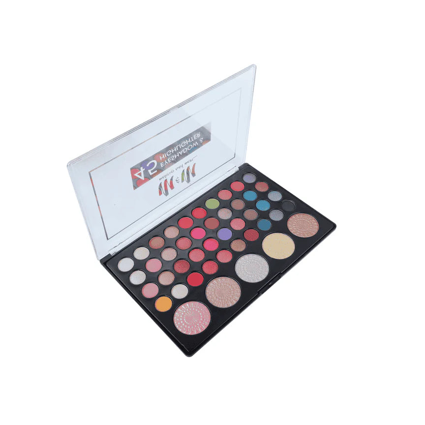 45 Color Eyeshadow & Highlighter Palate